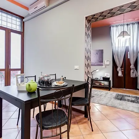Luxury Ghetto * روما